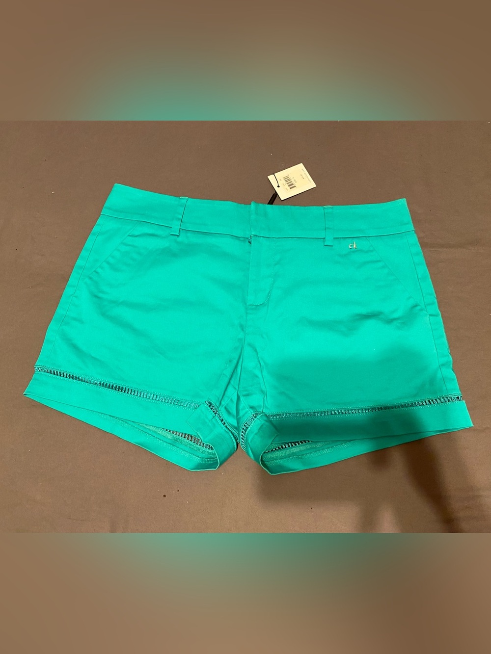 Calvin Klein cyan chino mid/low rise chino shorts, size 6
